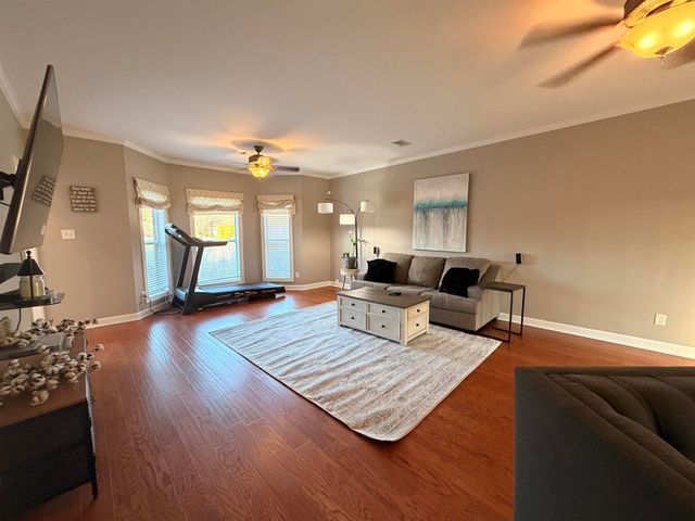 30 WOODMONT DR, Eads, TN 38028