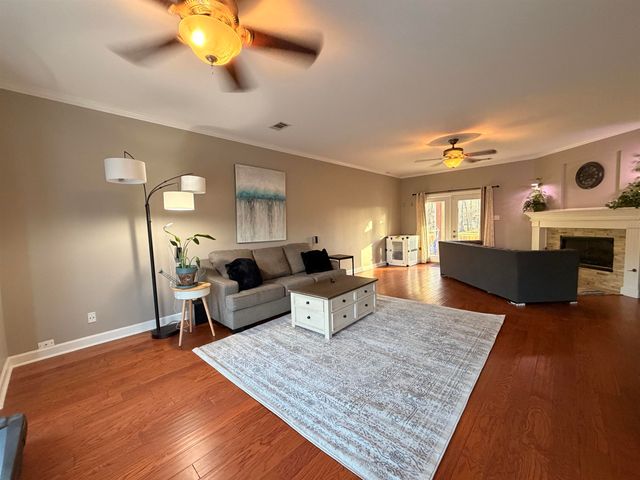 30 WOODMONT DR, Eads, TN 38028