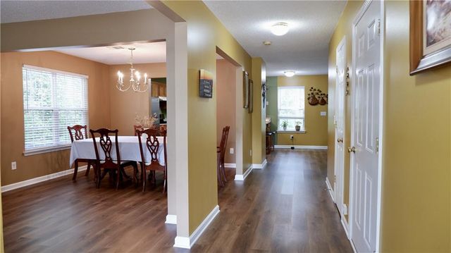 8430 Cyprus Ridge Way, Douglasville, GA 30134