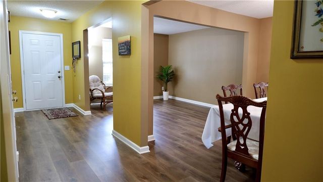 8430 Cyprus Ridge Way, Douglasville, GA 30134