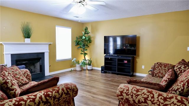 8430 Cyprus Ridge Way, Douglasville, GA 30134