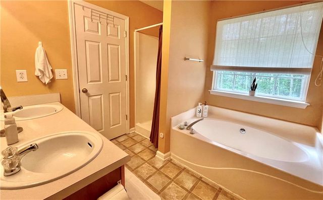 8430 Cyprus Ridge Way, Douglasville, GA 30134