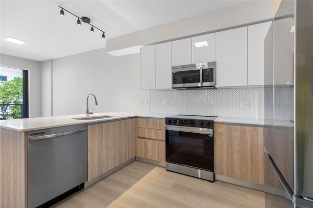 1770 S Young Circle 414, Hollywood, FL 33020