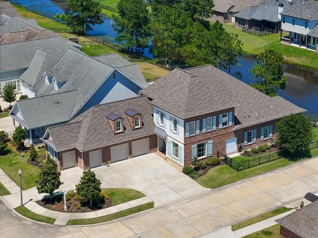 5847 Lakeview Lane, Lake Charles, LA 70605