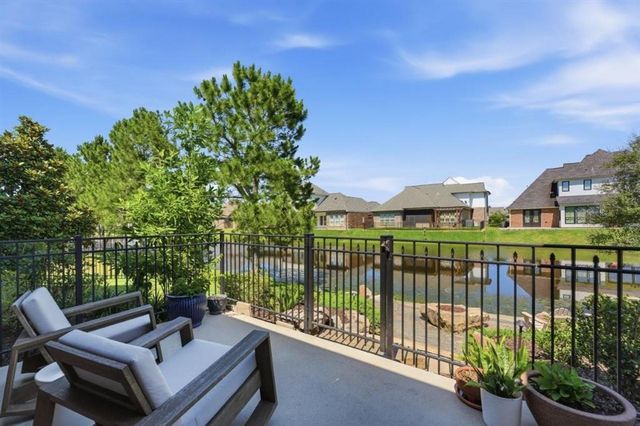 5847 Lakeview Lane, Lake Charles, LA 70605