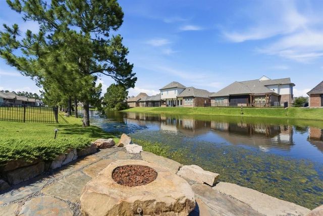 5847 Lakeview Lane, Lake Charles, LA 70605