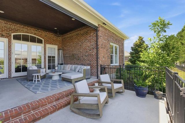 5847 Lakeview Lane, Lake Charles, LA 70605