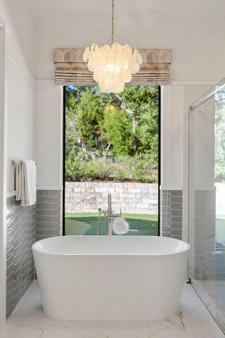 211 Ringtail Stream DR, Austin, TX 78738