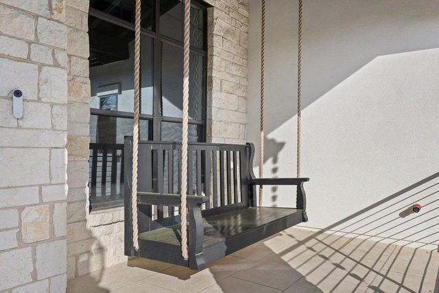 211 Ringtail Stream DR, Austin, TX 78738