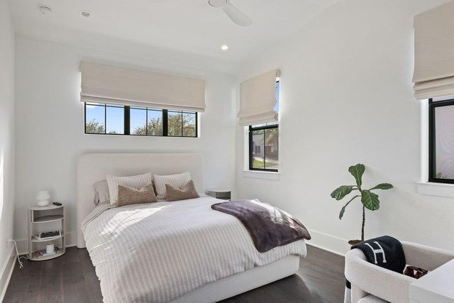 211 Ringtail Stream DR, Austin, TX 78738