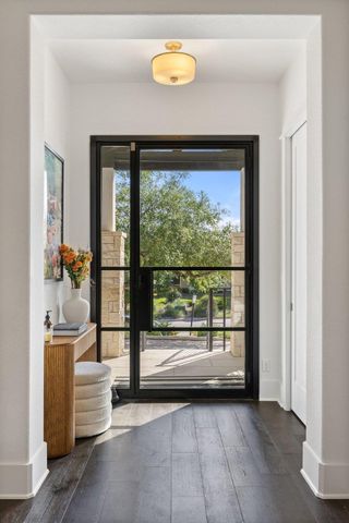 211 Ringtail Stream DR, Austin, TX 78738