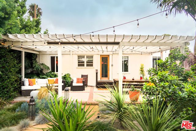 4915 West Boulevard, View Park, CA 90043