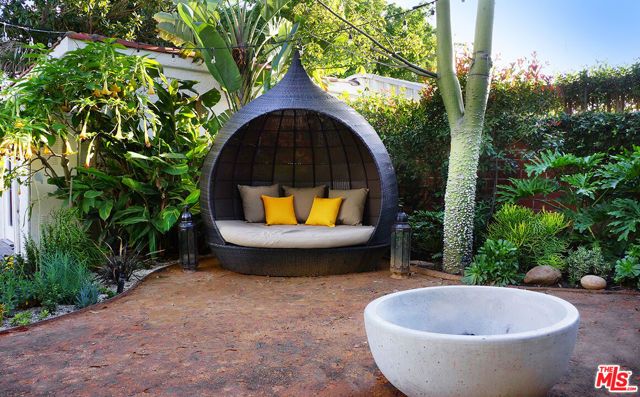 4915 West Boulevard, View Park, CA 90043