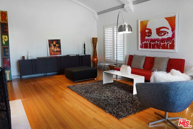 4915 West Boulevard, View Park, CA 90043