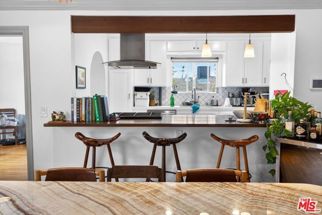 4915 West Boulevard, View Park, CA 90043