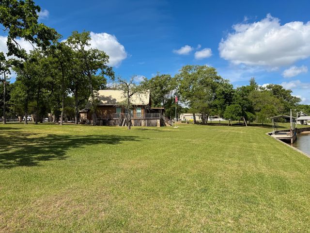 20707 Youpon Court, Thornton, TX 76687