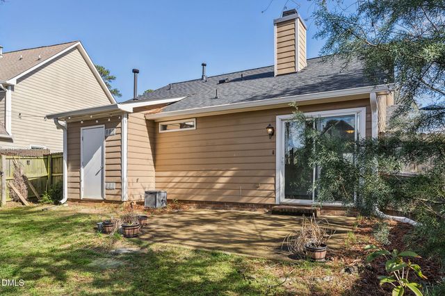 203 Arvo Lane, Cary, NC 27513