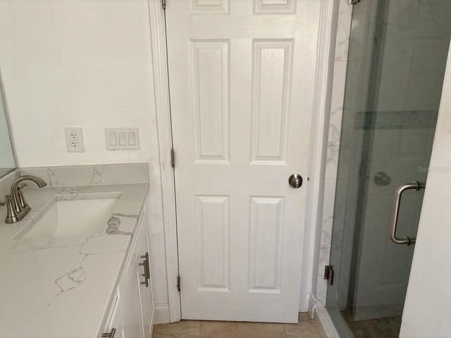 3227 70TH AVENUE N, St Petersburg, FL 33702