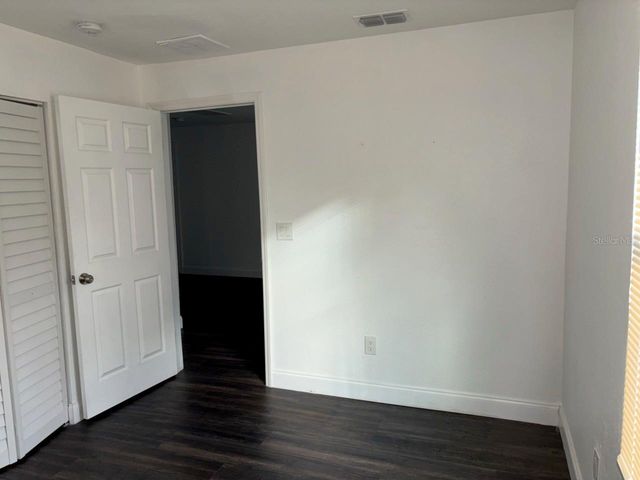 3227 70TH AVENUE N, St Petersburg, FL 33702