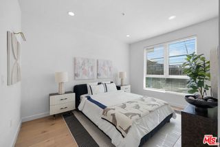 105 S Mariposa Avenue 204, Los Angeles, CA 90004