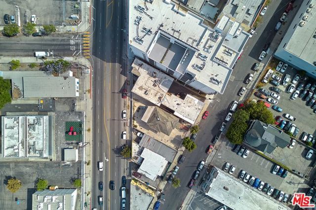 830 S Hoover Street, Los Angeles, CA 90005