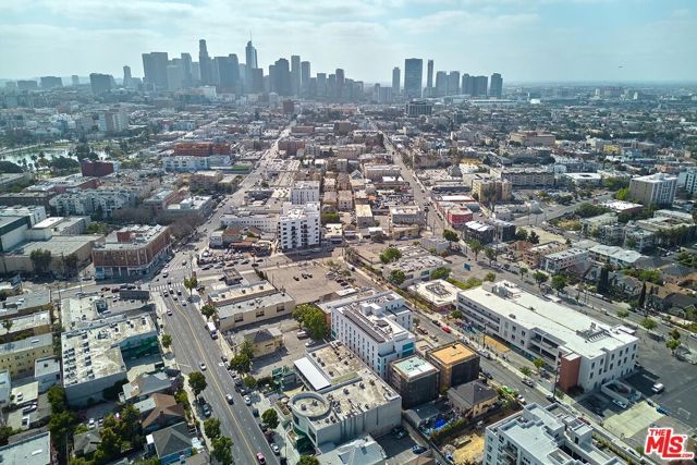 830 S Hoover Street, Los Angeles, CA 90005