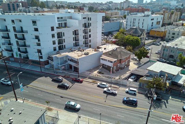 830 S Hoover Street, Los Angeles, CA 90005