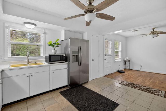 5070 Sc Highway 165, Hollywood, SC 29449