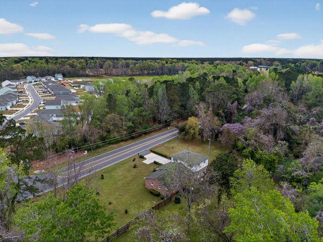 5070 Sc Highway 165, Hollywood, SC 29449