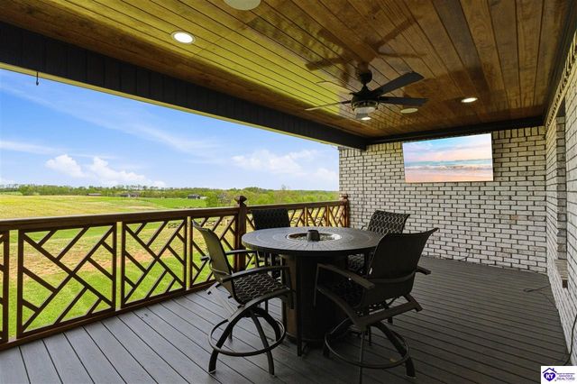 140 Stringtown Road, Bloomfield, KY 40008