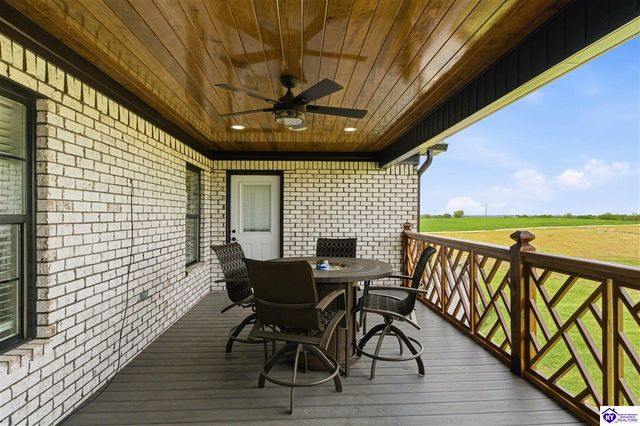 140 Stringtown Road, Bloomfield, KY 40008
