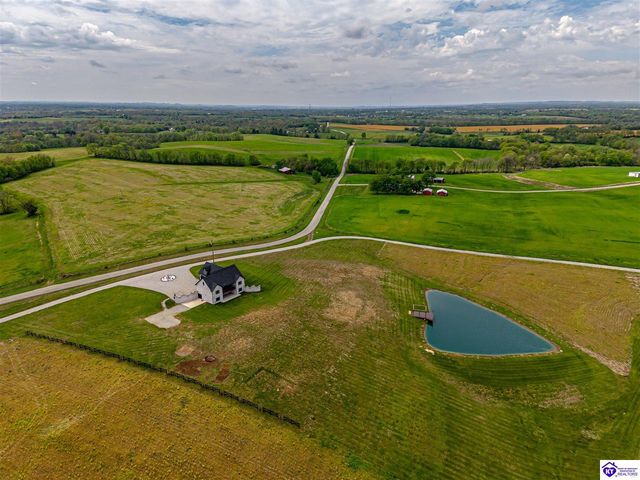 140 Stringtown Road, Bloomfield, KY 40008