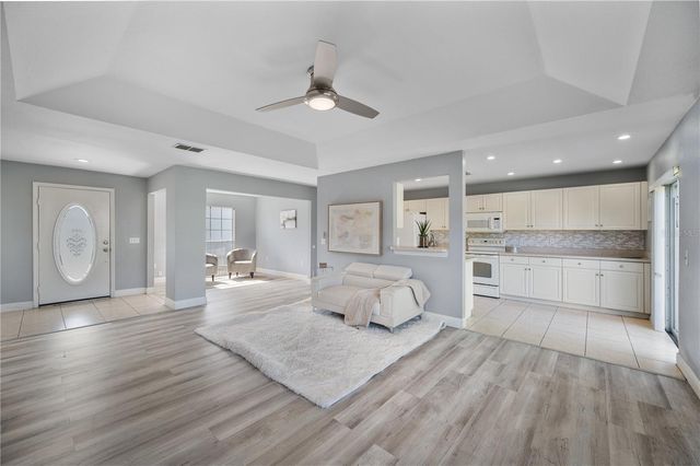 6059 HILLSIDE HEIGHTS DRIVE, Lakeland, FL 33812
