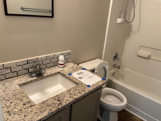 2101 Whistling WAY, Taylor, TX 76574