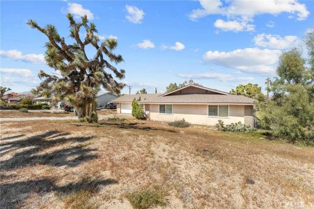 56620 Hidden Gold Drive, Yucca Valley, CA 92284