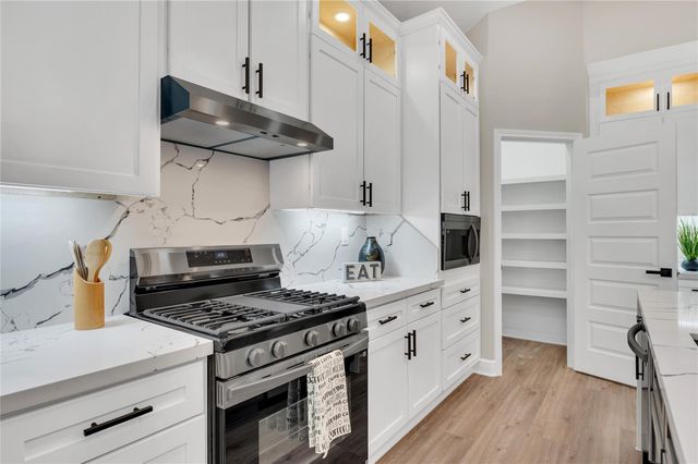8125 Wetherby Lane, Houston, TX 77075