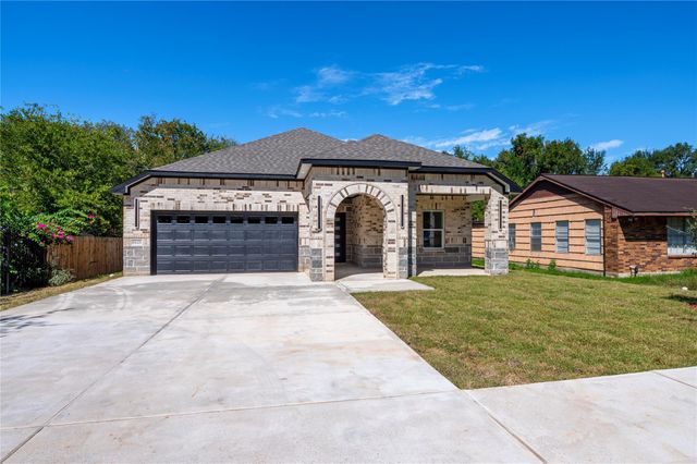 8125 Wetherby Lane, Houston, TX 77075