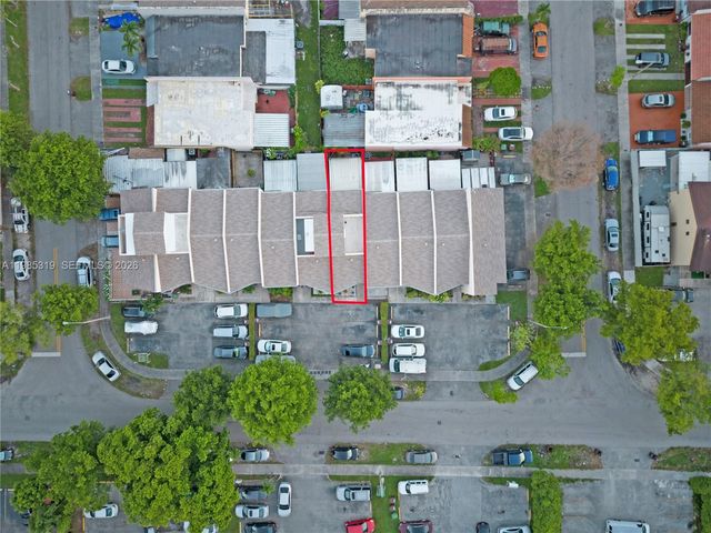 1758 W 58th St 1758, Hialeah, FL 33012