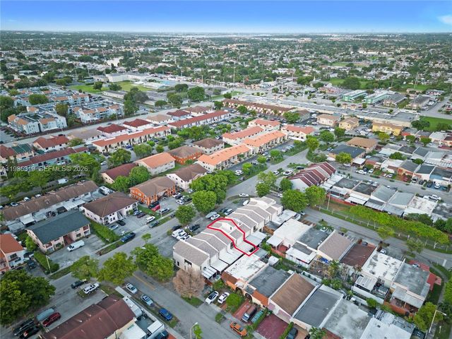 1758 W 58th St 1758, Hialeah, FL 33012
