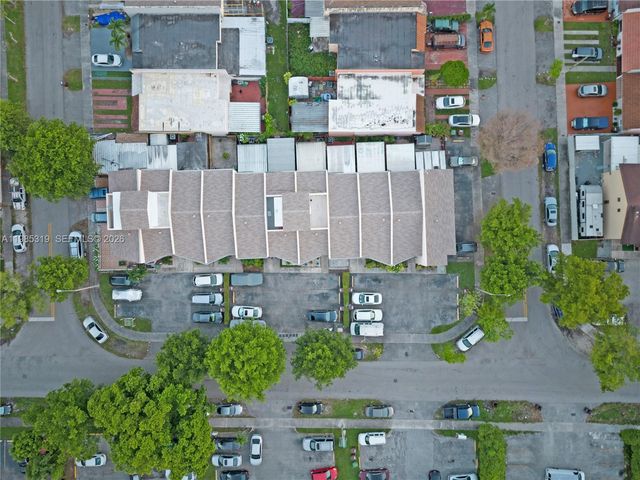 1758 W 58th St 1758, Hialeah, FL 33012