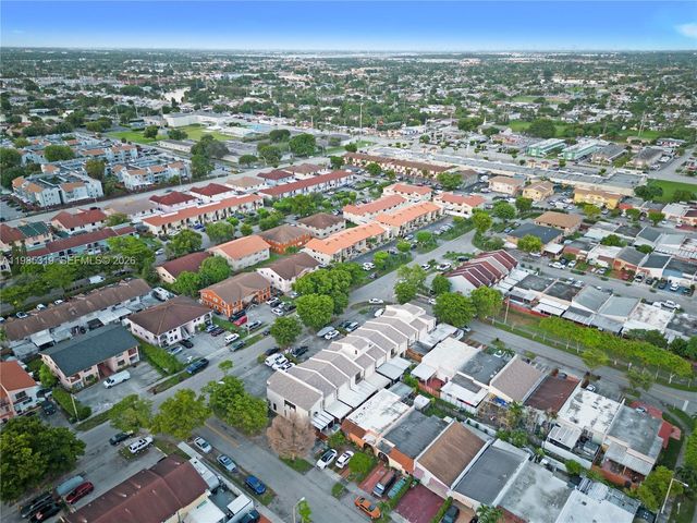 1758 W 58th St 1758, Hialeah, FL 33012