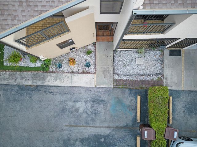 1758 W 58th St 1758, Hialeah, FL 33012