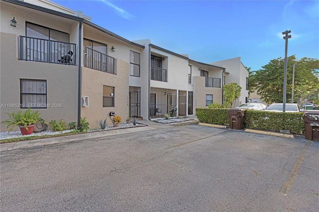 1758 W 58th St 1758, Hialeah, FL 33012