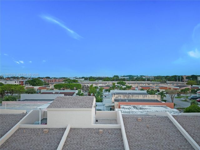 1758 W 58th St 1758, Hialeah, FL 33012