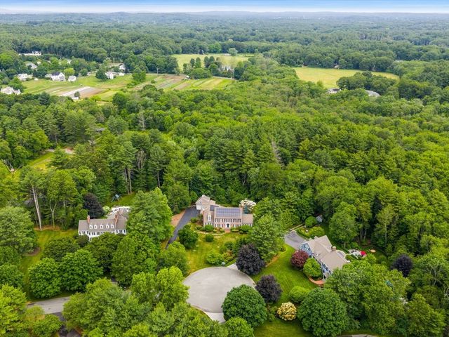 18 Old Colony Dr, Dover, MA 02030