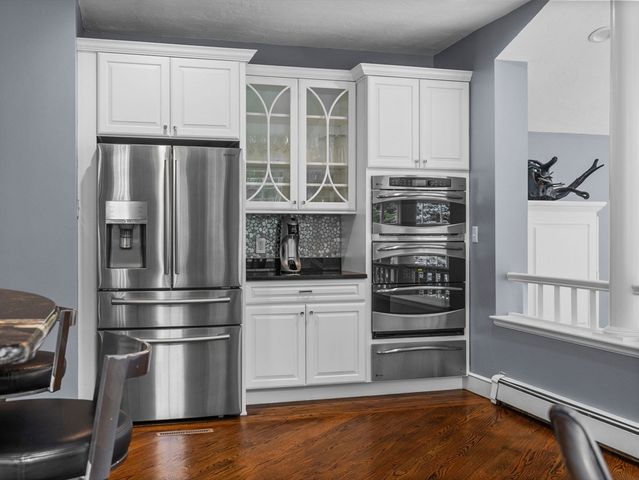 18 Old Colony Dr, Dover, MA 02030