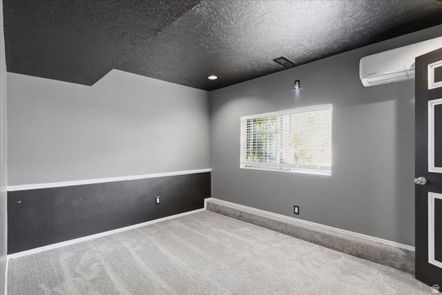 7985 S SAINT IVES LN, West Jordan, UT 84088