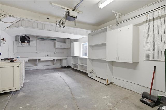 7985 S SAINT IVES LN, West Jordan, UT 84088