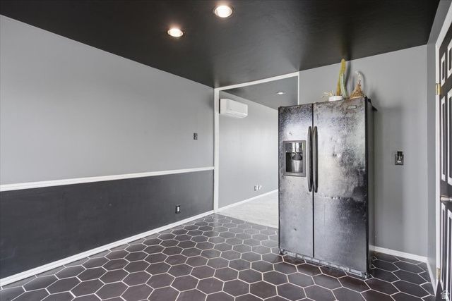 7985 S SAINT IVES LN, West Jordan, UT 84088