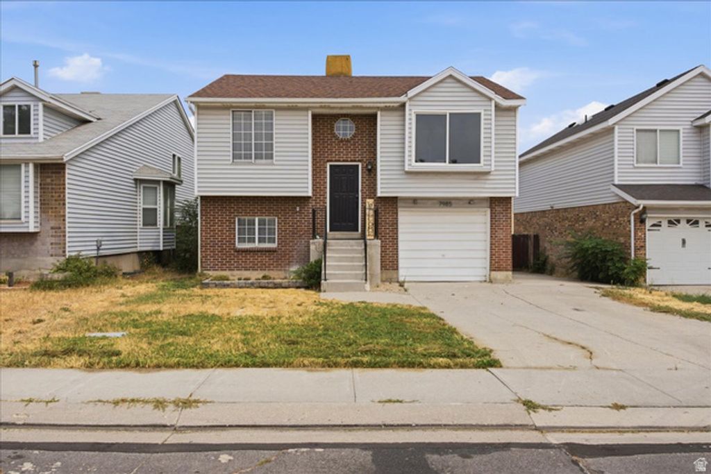 7985 S SAINT IVES LN, West Jordan, UT 84088